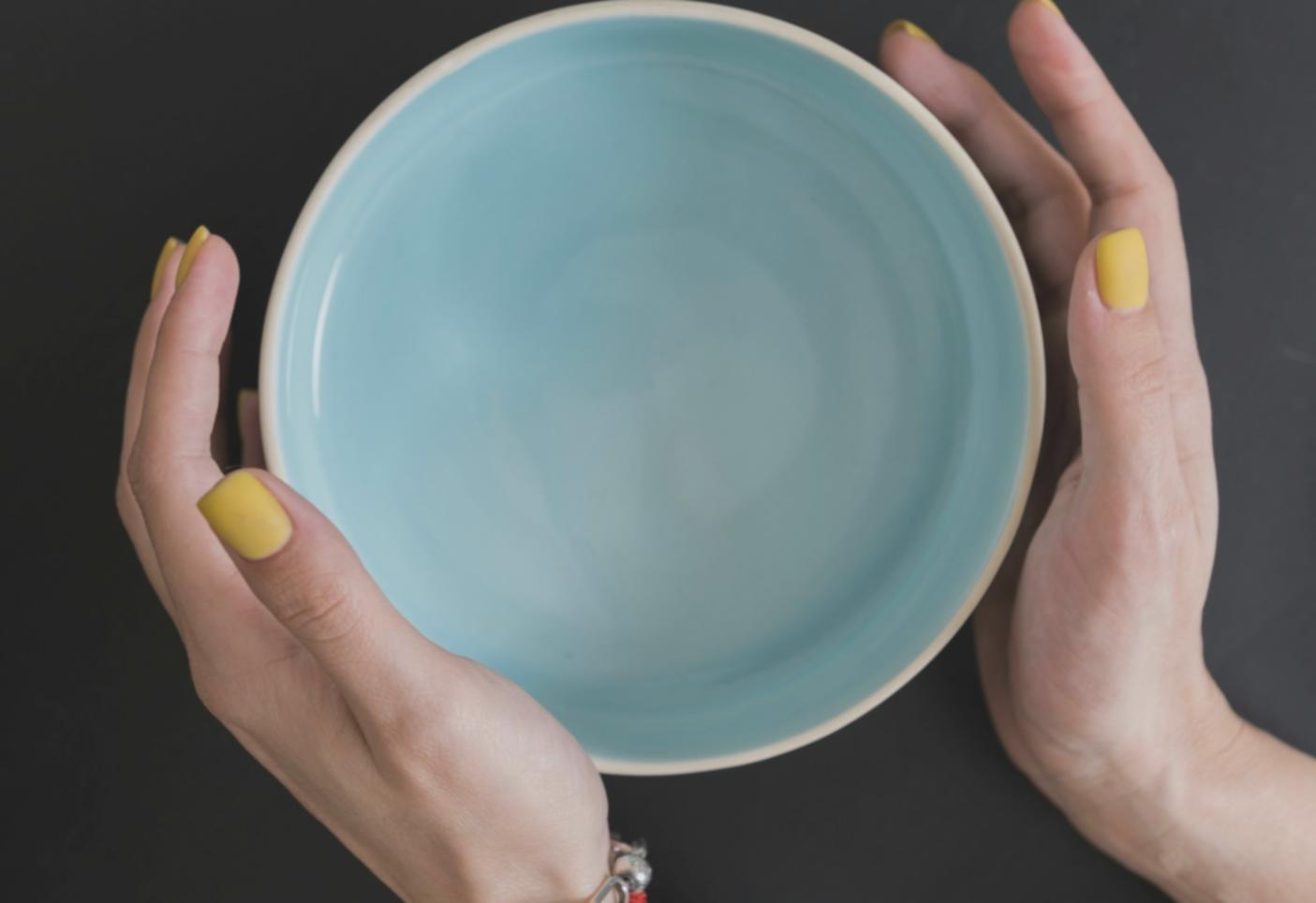 Trattamento manicure personalizzato presso calytheriq